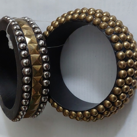 Chunky Statement Bangles - Picture 3 of 3